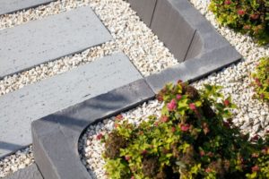 Polbruk_Tigela(1) Nawierzchnia zbudowana z eko ażurowych płyt wspomaga ekosystem